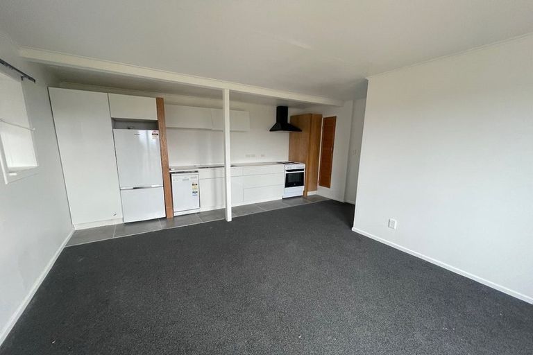 Photo of property in 11 Moffitt Street, Vogeltown, Wellington, 6021