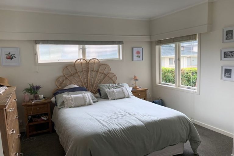 Photo of property in 1/1 Quebec Road, Milford, Auckland, 0620