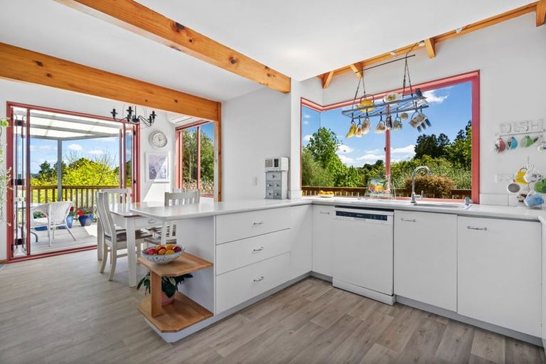 Photo of property in 332 Crane Road, Kauri, Kamo, 0185