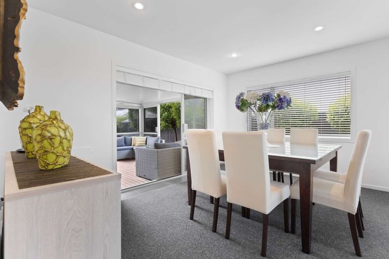 Photo of property in 35 Hamon Place, Pukehangi, Rotorua, 3015