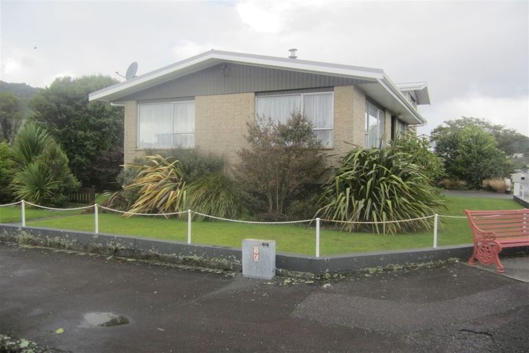 Photo of property in 1 Franklin Street, Greymouth, 7805