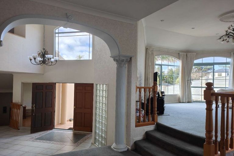 Photo of property in 7 David Beattie Place, Chatswood, Auckland, 0626