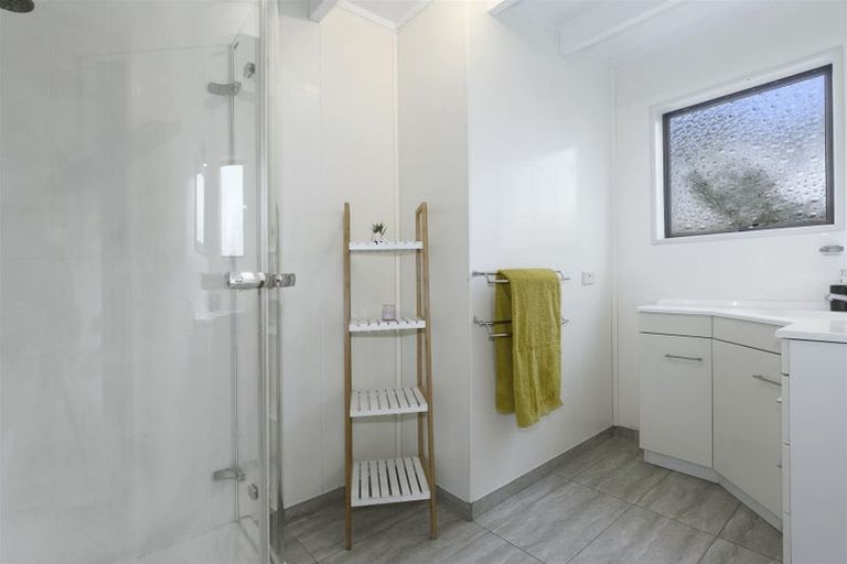 Photo of property in 175 Waitaha Road, Welcome Bay, Tauranga, 3112