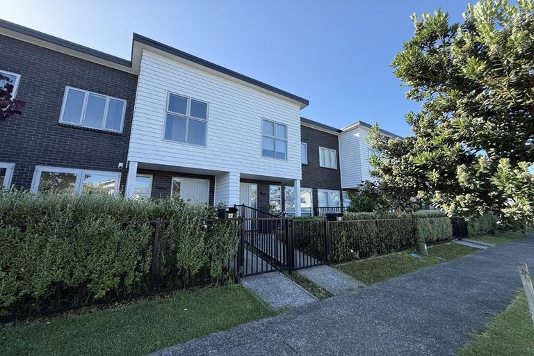 Photo of property in 22 Fort Lincoln Loop, Karaka, Papakura, 2113