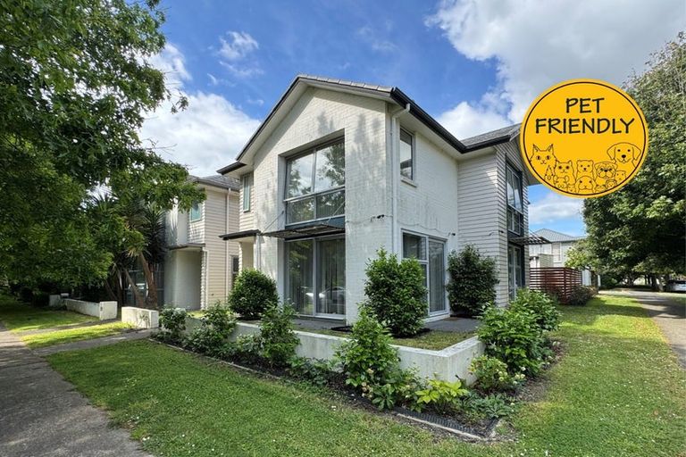 Photo of property in 1 Kauri Drive, Takanini, 2112