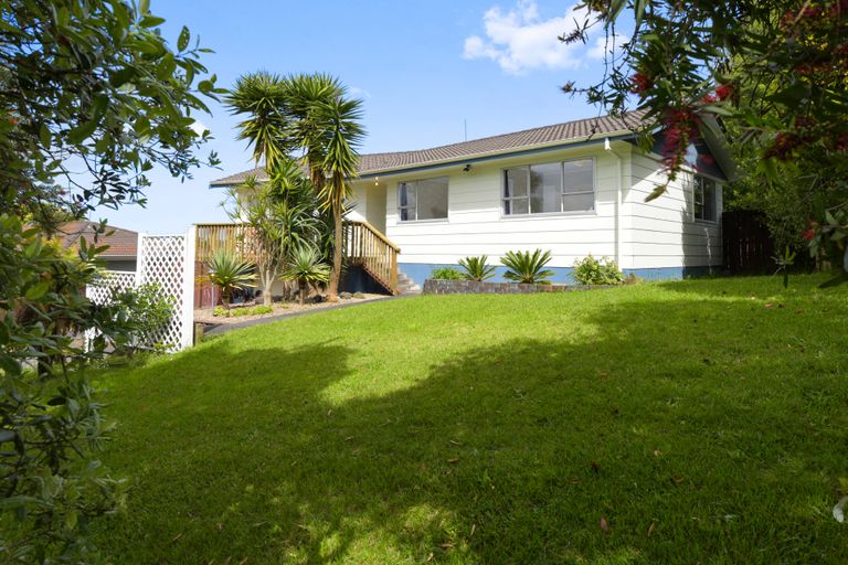 Photo of property in 5 Sari Place, Massey, Auckland, 0614