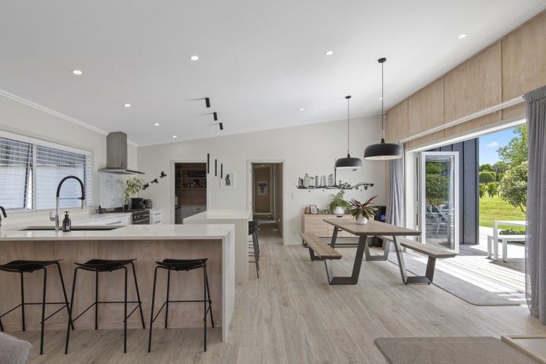 Photo of property in 114 Bombay Road, Bombay, 2675