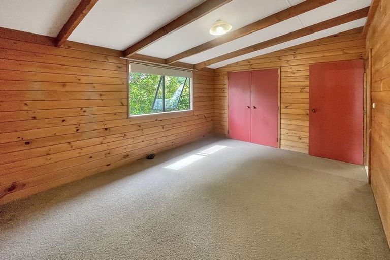 Photo of property in 22 Randal Place, Bayview, Auckland, 0629