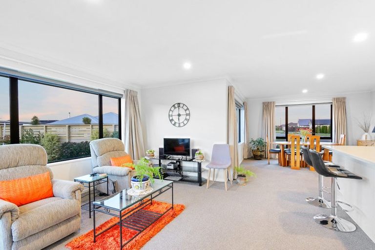 Photo of property in 76 Georgina Street, Marshland, Christchurch, 8083