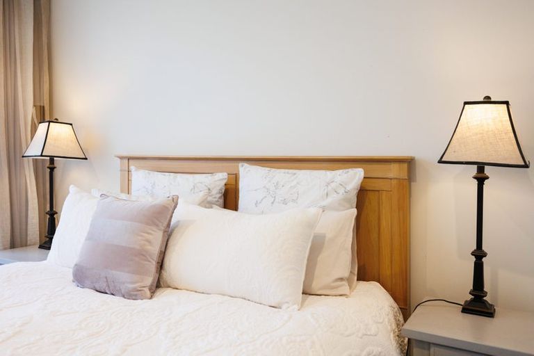 Photo of property in 42 Stewart Crescent, Hokowhitu, Palmerston North, 4410