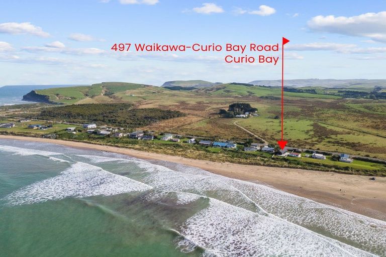 Photo of property in 497 Waikawa-curio Bay Road, Curio Bay, Tokanui, 9884