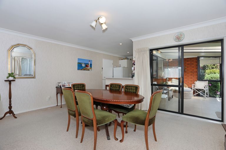 Photo of property in 336a Featherston Street, Palmerston North, 4414