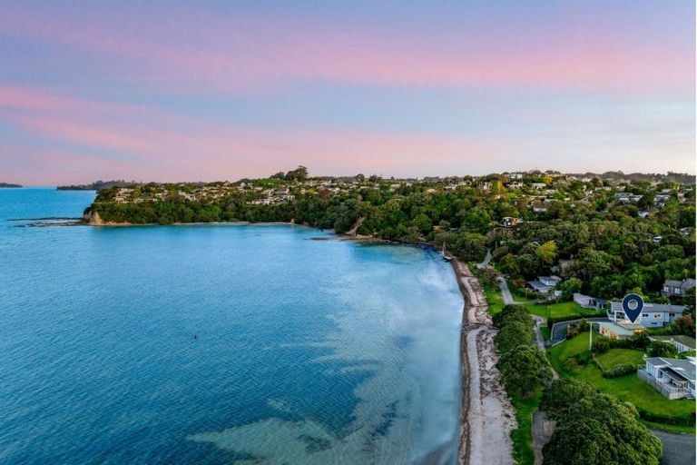 Photo of property in 16 Dalton Road, Snells Beach, 0920