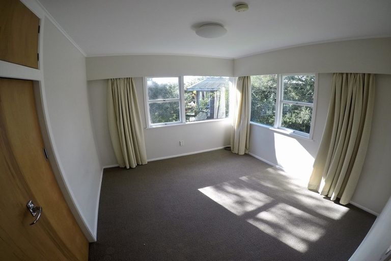 Photo of property in 20 Nutsey Avenue, Northcote, Auckland, 0627