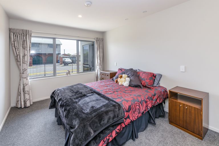 Photo of property in 1/49 Castletown Place, New Brighton, Christchurch, 8083