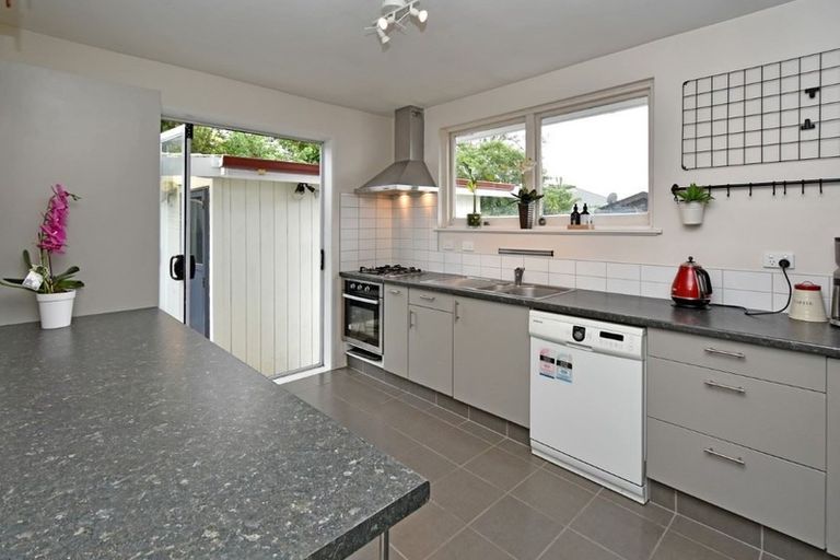 Photo of property in 2/75 Buckleys Road, Linwood, Christchurch, 8062