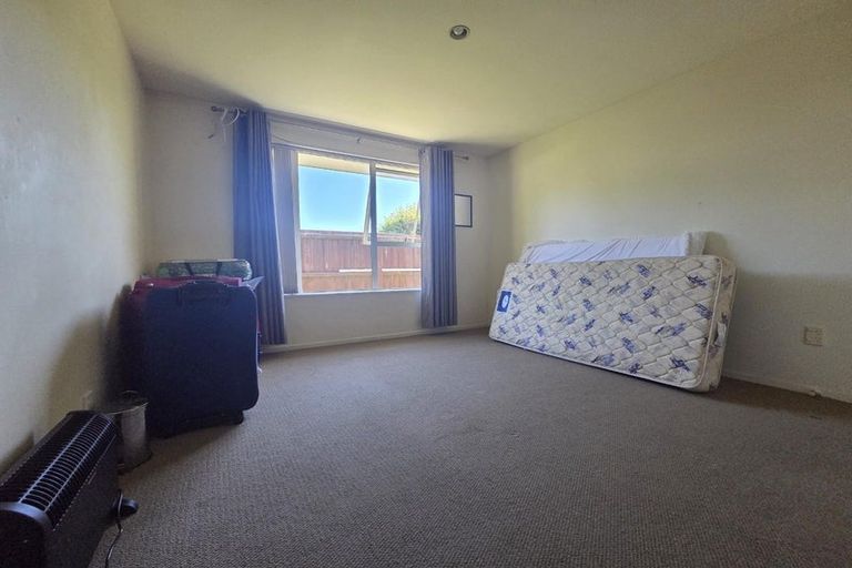 Photo of property in 17a Thistledown Place, Woolston, Christchurch, 8062