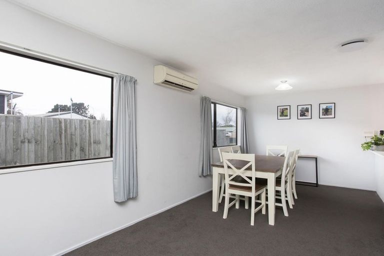 Photo of property in 1/64 Bayswater Crescent, Bromley, Christchurch, 8062
