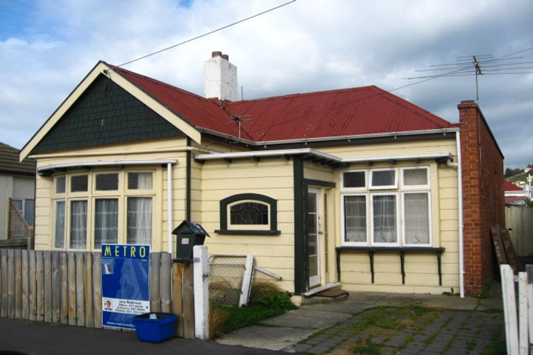 Photo of property in 36 Fitzroy Street, Caversham, Dunedin, 9012