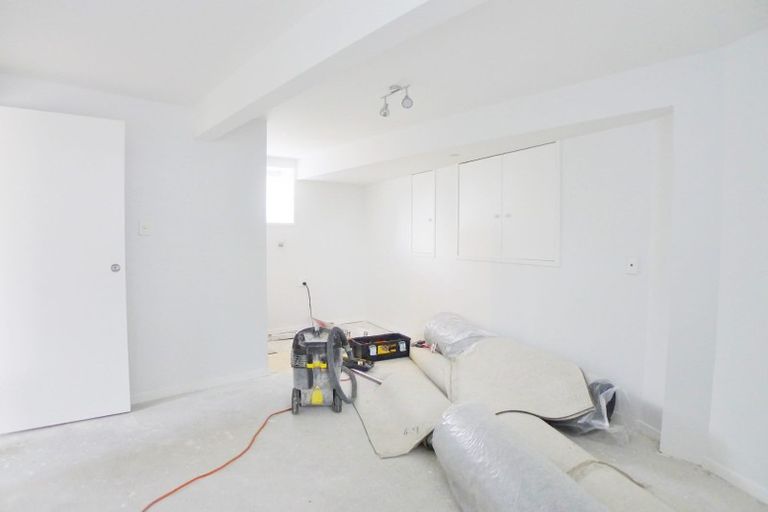 Photo of property in 63 Rehia Road, Massey, Auckland, 0614