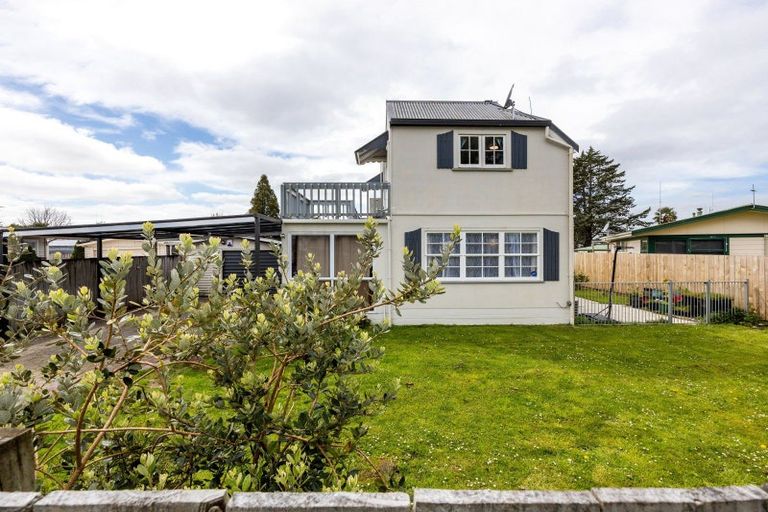 Photo of property in 1b Oak Avenue, Nawton, Hamilton, 3200