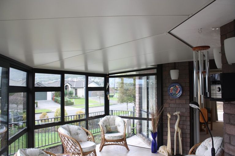 Photo of property in 4 Cranbrook Grove, Waikanae, 5036