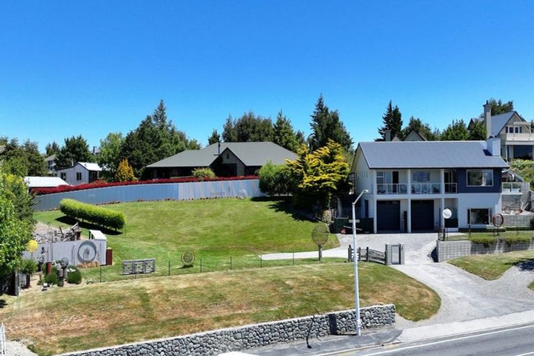 Photo of property in 13 Tekapo-twizel Road, Lake Tekapo, 7999