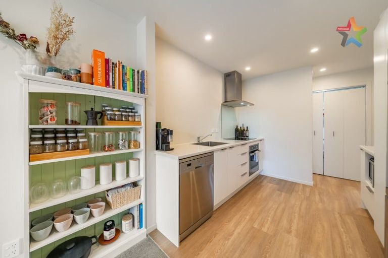 Photo of property in 23b Barber Grove, Moera, Lower Hutt, 5010