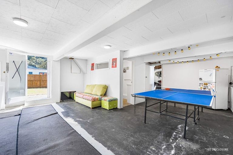 Photo of property in 38 Woodside Road, Massey, Auckland, 0614