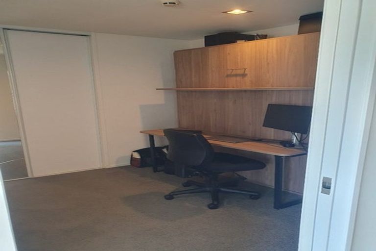 Photo of property in Shoal Haven Apartments, 307a/130 Anzac Street, Takapuna, Auckland, 0622