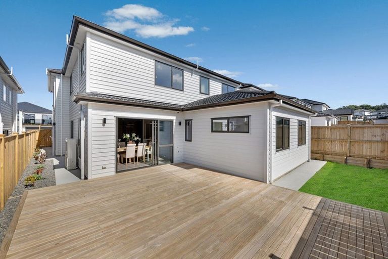 Photo of property in 6 Knockanara Drive, Flat Bush, Auckland, 2019