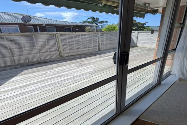 Photo of property in 34 Centreway Road, Orewa, 0931