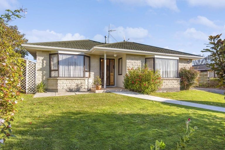 Photo of property in 82 Kapanui Road, Waikanae, 5036