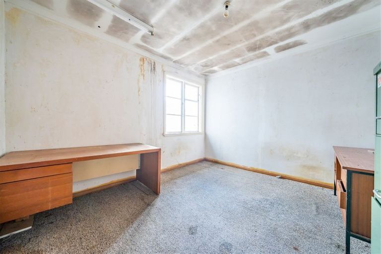 Photo of property in 1b Bush Grove, Trentham, Upper Hutt, 5018