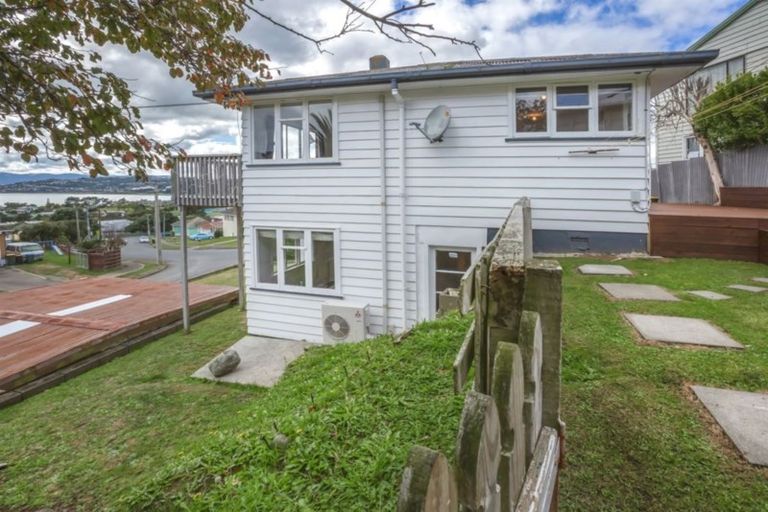 Photo of property in 83 Kotuku Street, Elsdon, Porirua, 5022