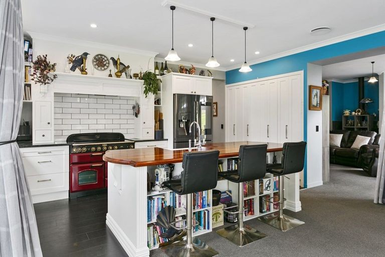 Photo of property in 16 Forest Road, Oruanui, Taupo, 3384