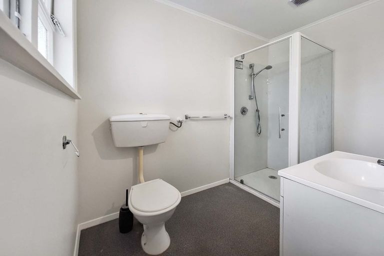 Photo of property in 121 Kowhai Street, Naenae, Lower Hutt, 5011