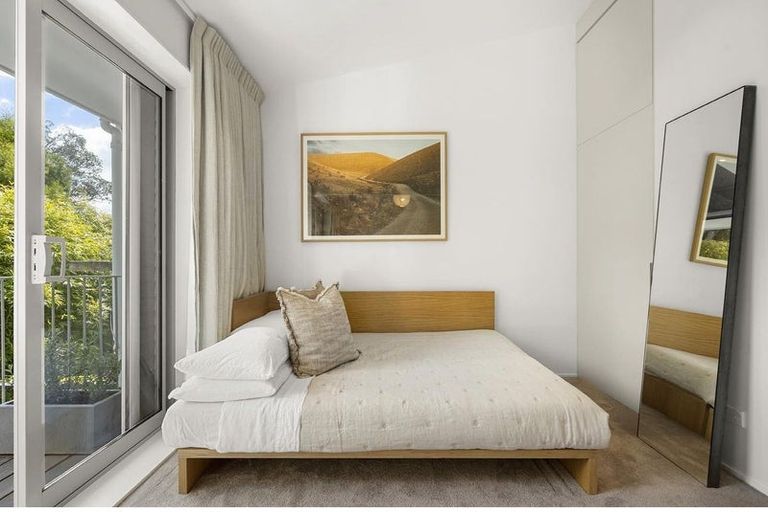 Photo of property in 1/20 Maritime Terrace, Birkenhead, Auckland, 0626