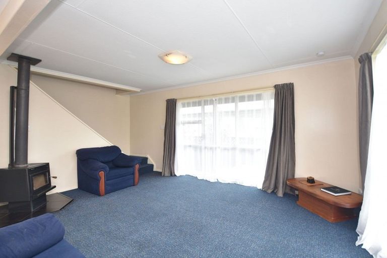 Photo of property in 1 O'byrne Street, Waikiwi, Invercargill, 9810