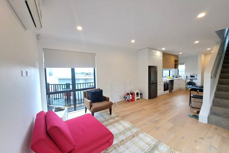 Photo of property in 6 Magma Crescent, Stonefields, Auckland, 1072