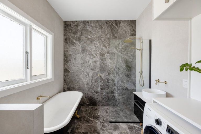 Photo of property in 2/29b Harrisfield Drive, Hairini, Tauranga, 3112