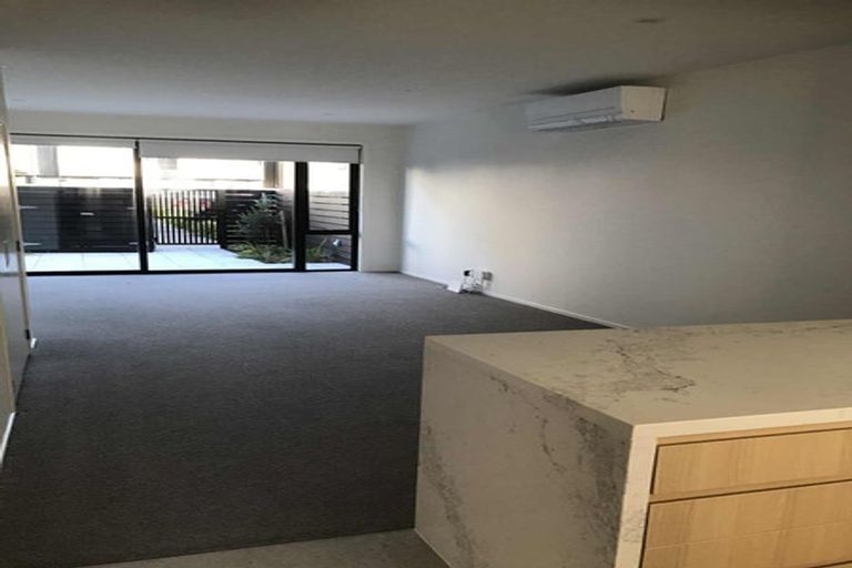 Photo of property in 11b Cuba Street, Petone, Lower Hutt, 5012