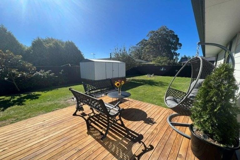 Photo of property in 28 Railway Terrace East, Glentunnel, Sheffield, 7673