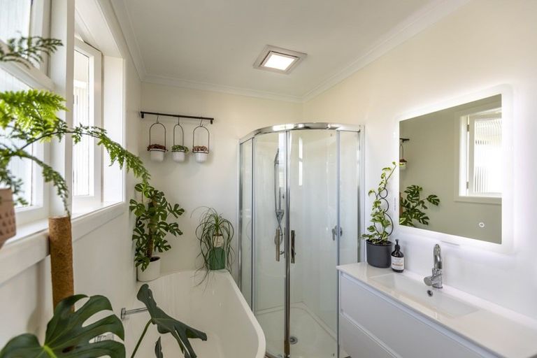 Photo of property in 65 Owen Street, Tikokino, Waipawa, 4273