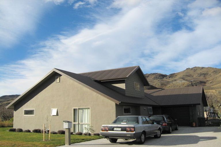 Photo of property in 19 Robertson Court, Cromwell, 9310