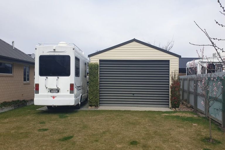 Photo of property in 8 Greenfield Place, Twizel, 7901