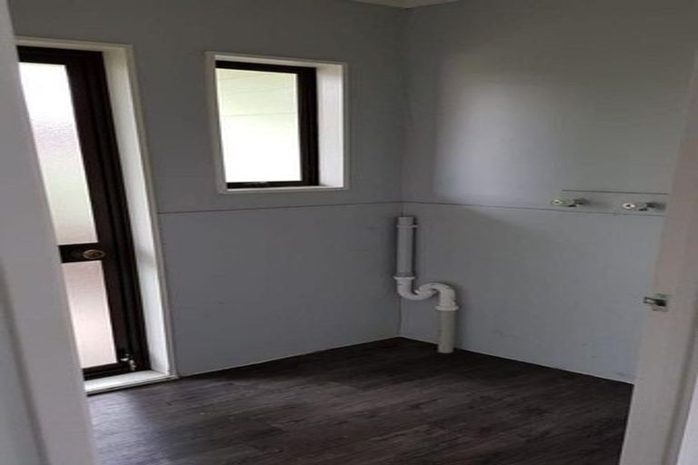 Photo of property in 20 Thistledew Place, Bayview, Auckland, 0629