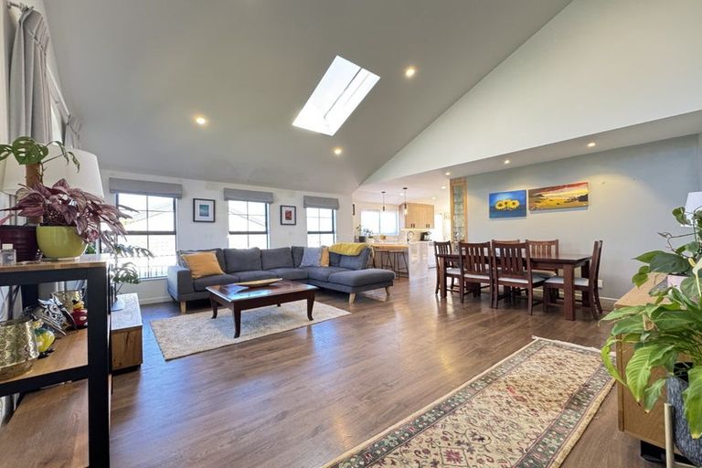 Photo of property in 36 Kentwood Drive, Woodridge, Wellington, 6037