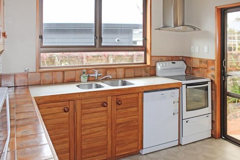 Photo of property in 33 Ihaka Street, Hokowhitu, Palmerston North, 4410