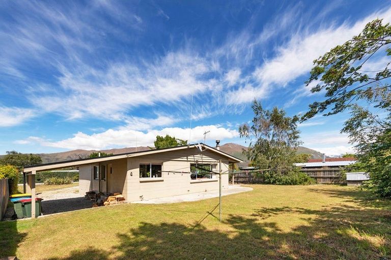 Photo of property in 104 Aubrey Road, Wanaka, 9305